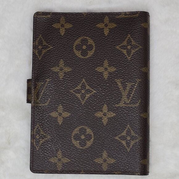 LOUIS VUITTON Monogram Agenda - Picture 2 of 11